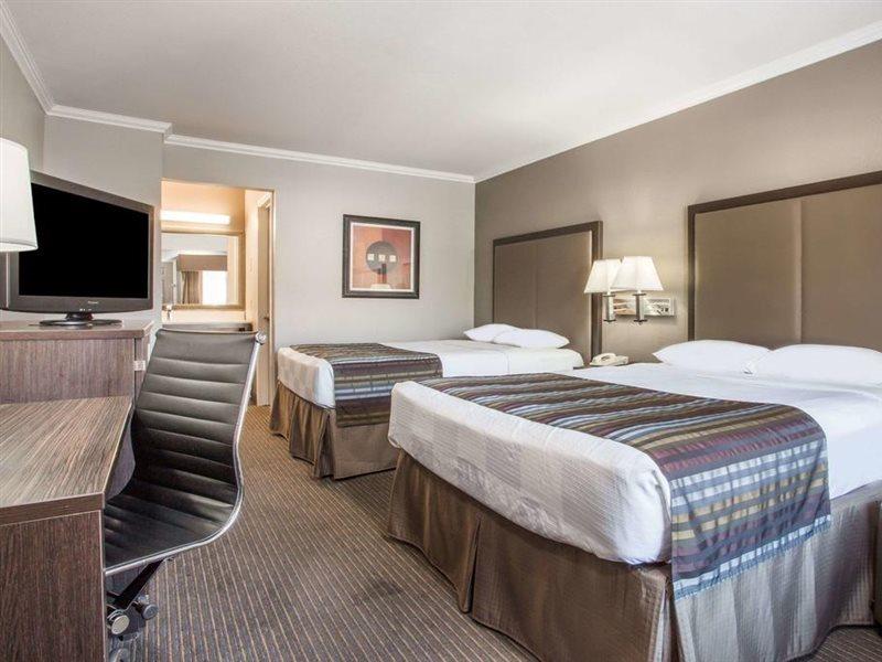 Motel Super 8 By Wyndham Mountain View Extérieur photo