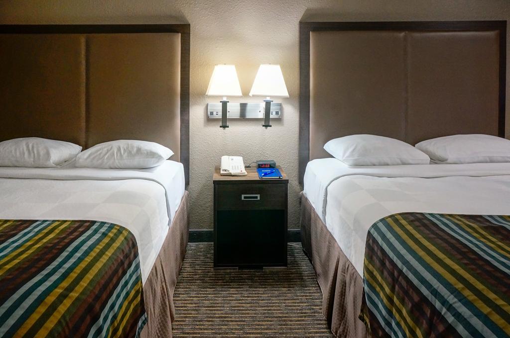 Motel Super 8 By Wyndham Mountain View Extérieur photo
