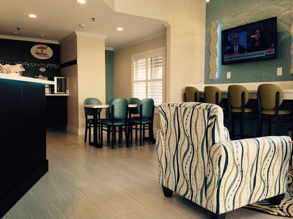 Motel Super 8 By Wyndham Mountain View Extérieur photo